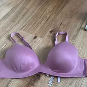 Victoria’s Secret Women's Pink Bra